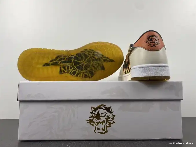 Cheap of Air Low the DH6932-100 Jordan 1 OG Year Tiger 0421